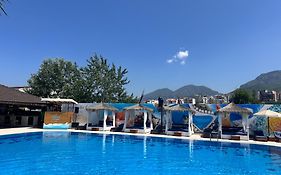 Chateau Linza Resort
